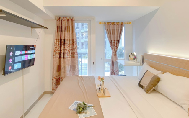 Comfy and Enjoy Studio Room at Tokyo Riverside PIK 2 Apartment – Guest Rooms – Jakarta