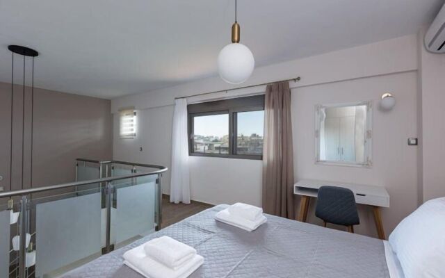 Aurora Suites