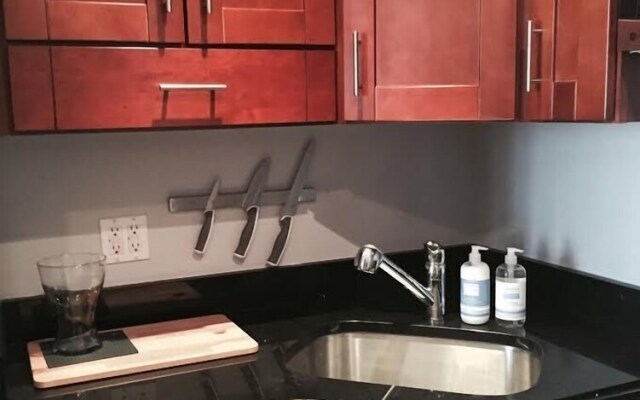 NY060 1 Bedroom Apartment By Senstay