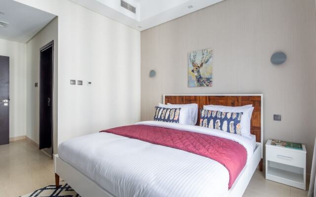 Luxuriously Elegant 2BR Apartment in Downtown Dubai