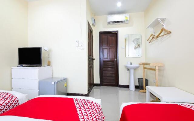 Oyo 368 Aoi Apartment
