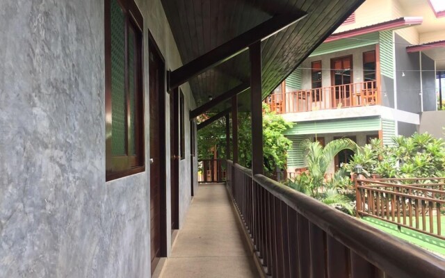Araya Boutique Hotel