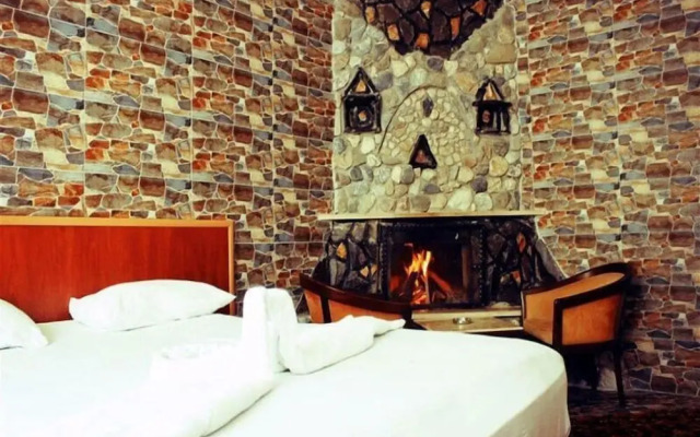 Abant Dere Otel
