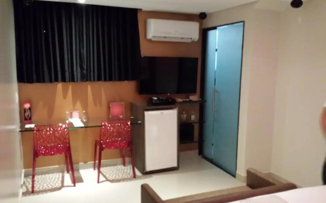 Eros Hotel - Adult Only