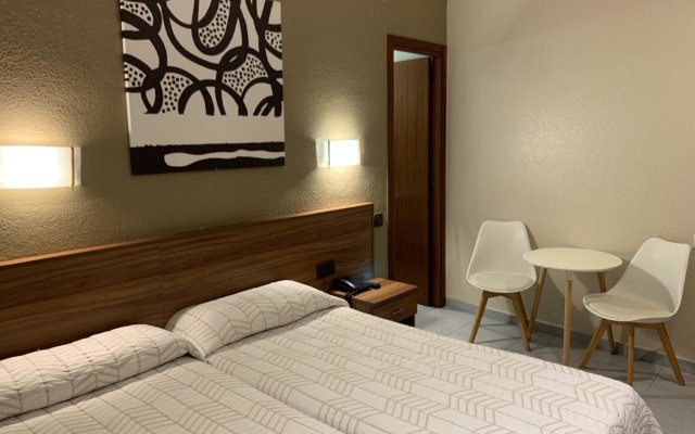 Hostal Iznajar Barcelona