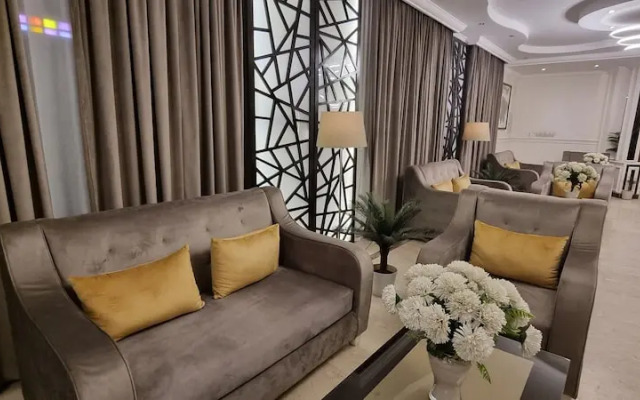 Riyadh Ronza Nanis Hotel