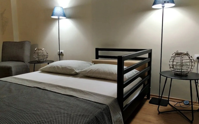 Baratero Red House Apartment