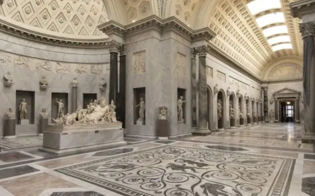 Royal Vatican Relais