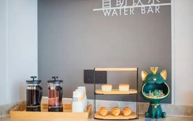 Hanting Hotel Wenjiang Guanghua Park Metro Station