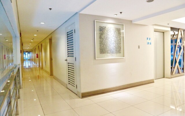 CondoDeal at Sea Residences Serviced Apartment