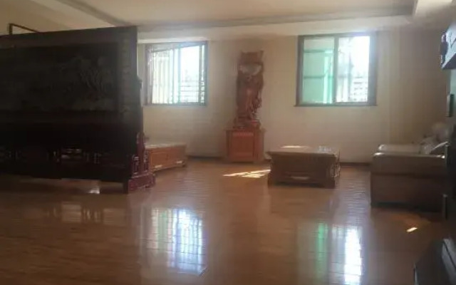 Xinyi Hailinge Express Hotel