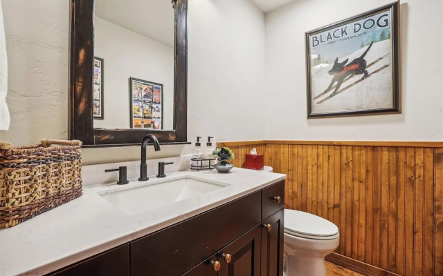 Cucumber Patch 60 4 Bedroom Home by RedAwning