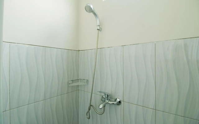 OYO 1078 Fakhira Residence
