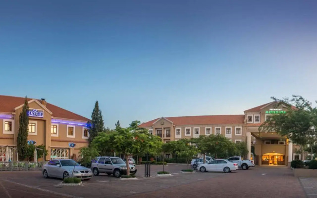 Peermont Mondior, Gaborone