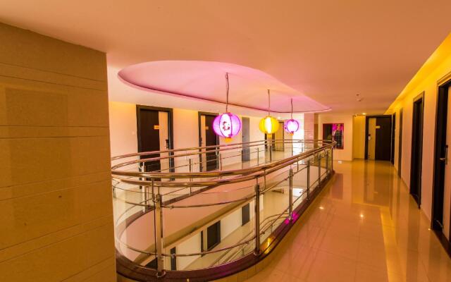 Plazza hotel , Trichy