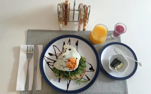 15Glasgow Bed & Breakfast