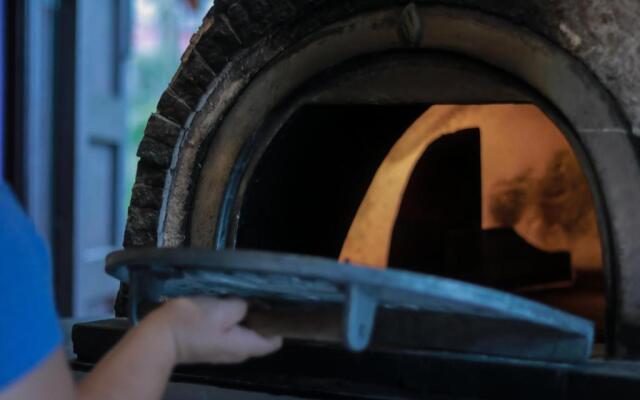 Gallo Azul, Downtown Loft Style Apartment