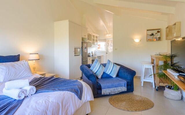 San Lameer Villa Rentals 2518