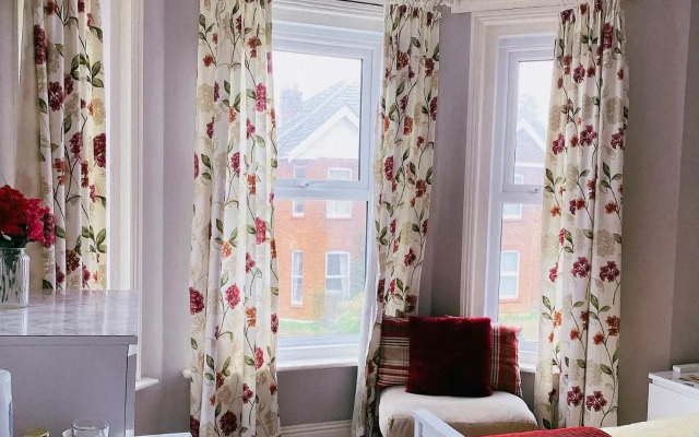 Charminster Homestay