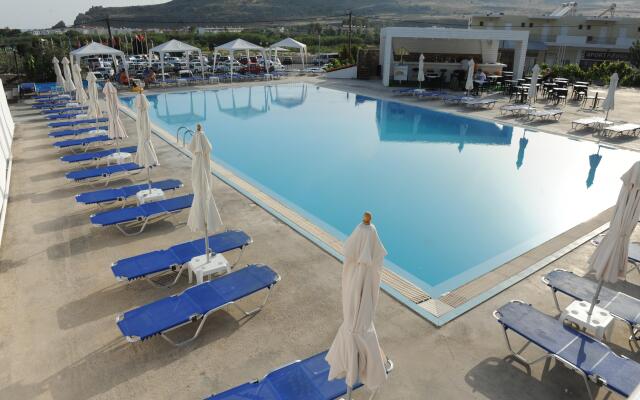Aiora Aqua Resort