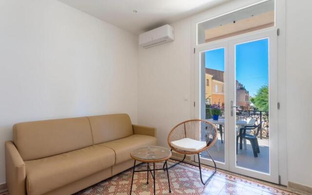 Luxurious 1 bedroom, AC, terrace, close beaches - Dodo et Tartine