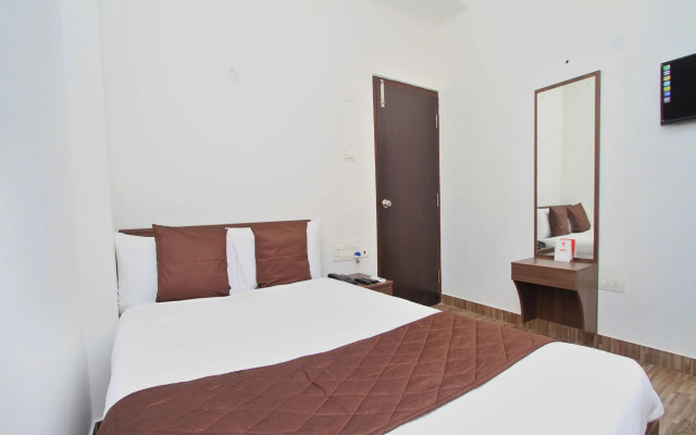 Serenity Apartment by OYO Rooms