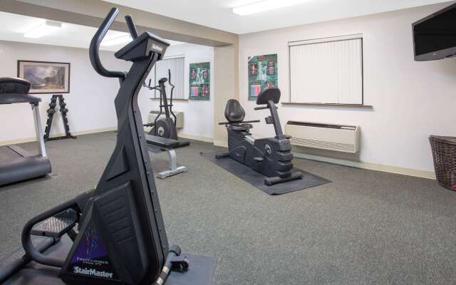 Super 8 by Wyndham Billings