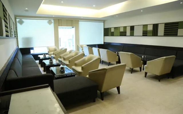 Hotel Parbhat Inn