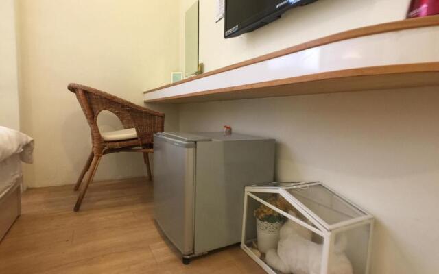 Funja Colorful Hotel