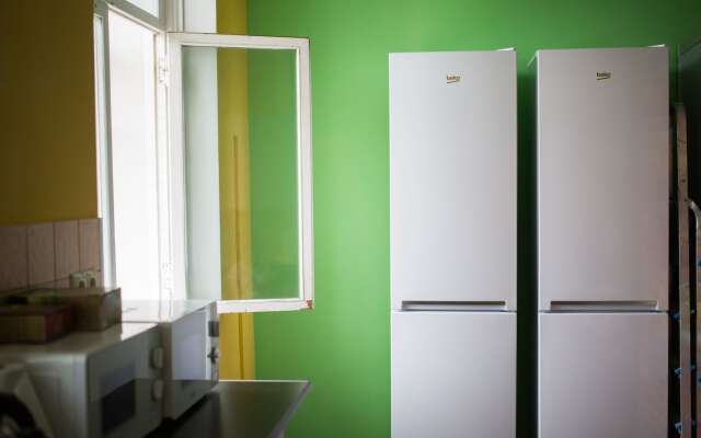 Red Hostel - Adults Only