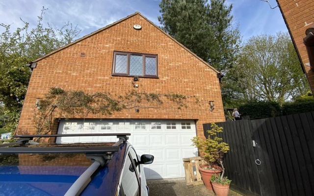 Spacious One Bed Deluxe Apartment in Daventry
