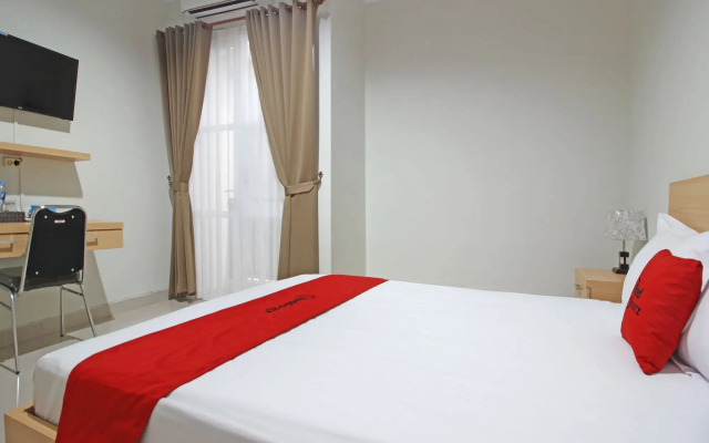 RedDoorz near AMIKOM Yogyakarta