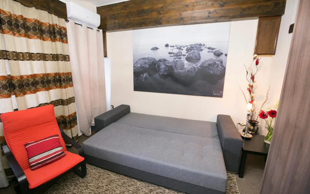 Spacious Apartment Next To Metro - Marousi