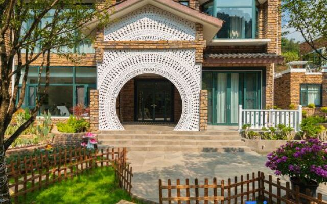 Zhimo Homestay (Wanfeng Linfenglin Huajing Branch)