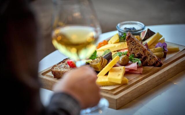 Crowne Plaza Warsaw - The HUB by IHG