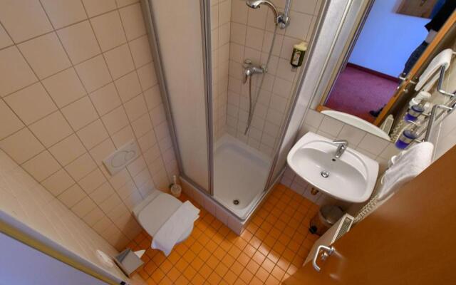 Motel55 - nettes Hotel mit Self Check-In in Villach, Warmbad