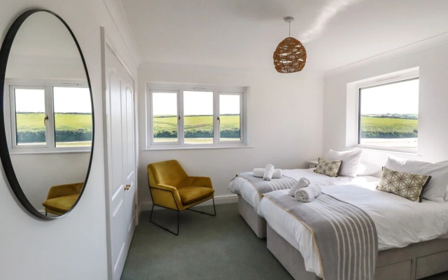 Newquay Tamarisk Lodge on the Gannel