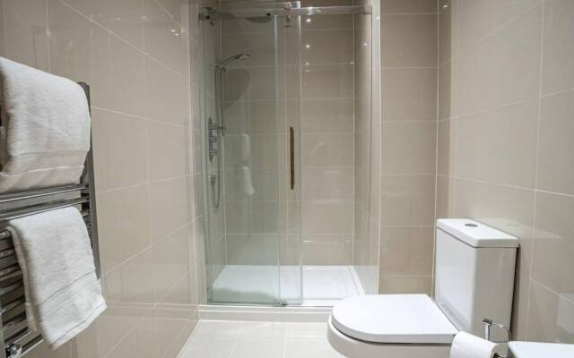 Cityscape Two Bedroom Apartment Ipswich