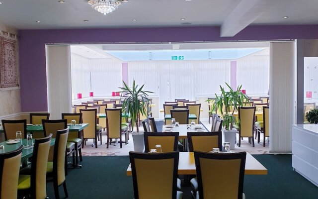 Ababeel Restaurant & Hotel