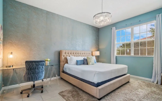 8005 Oak Shadow Ct