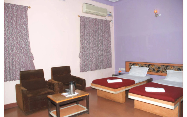 KSTDC Hotel Mayura Vijayanagara