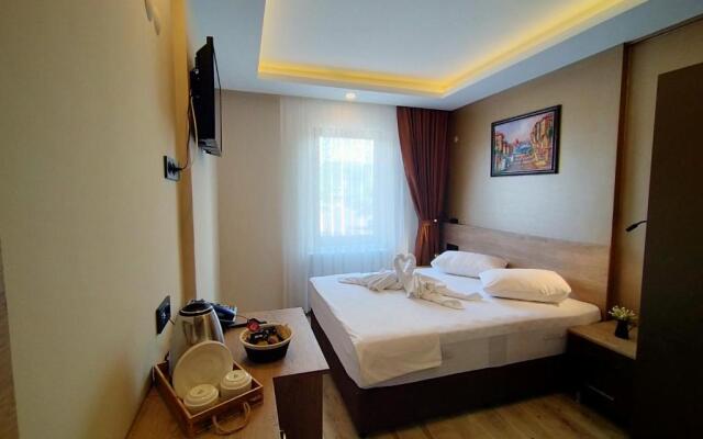 Palmiye Suites Hotel