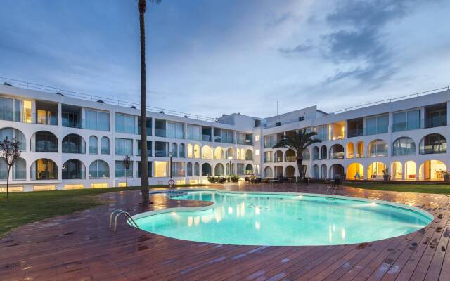 Ebano Hotel Apartments & Spa