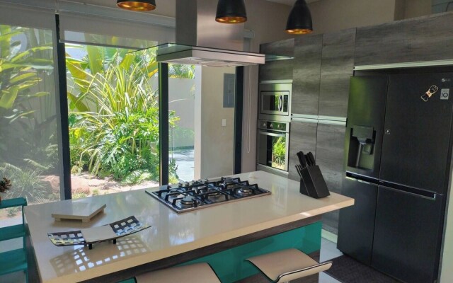 Elegant big House Nvo Vta