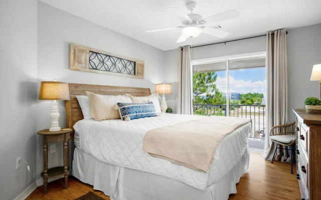 Beachside Villas 732- Southbound Serenity