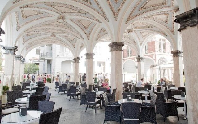 Piazza Inn