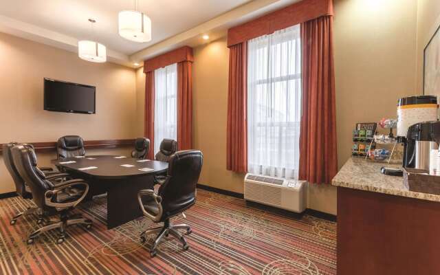 Hampton Inn by Hilton Edmonton/South, Alberta, Canada