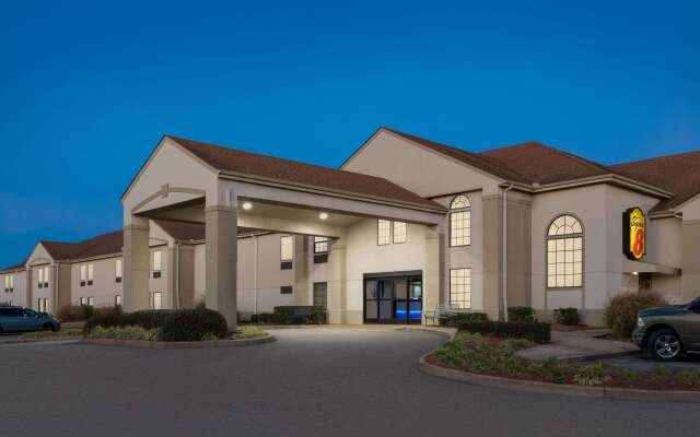 Super 8 by Wyndham Olive Branch