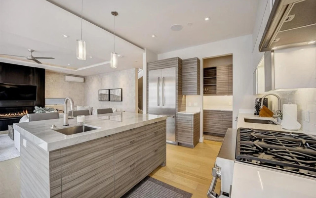 Coopers Collection 17 - Main Street Retreat