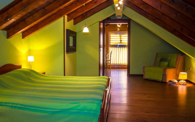 Tianis Apartments